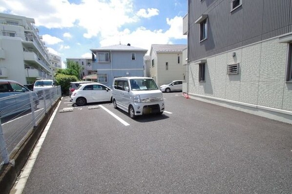 ジュネス中河原の物件内観写真